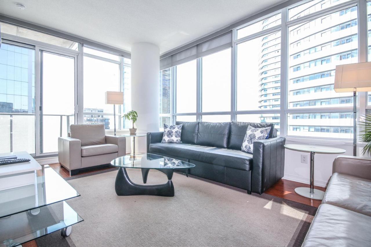 Sarkar Suites - Maple Leaf Square โตรอนโต ภายนอก รูปภาพ