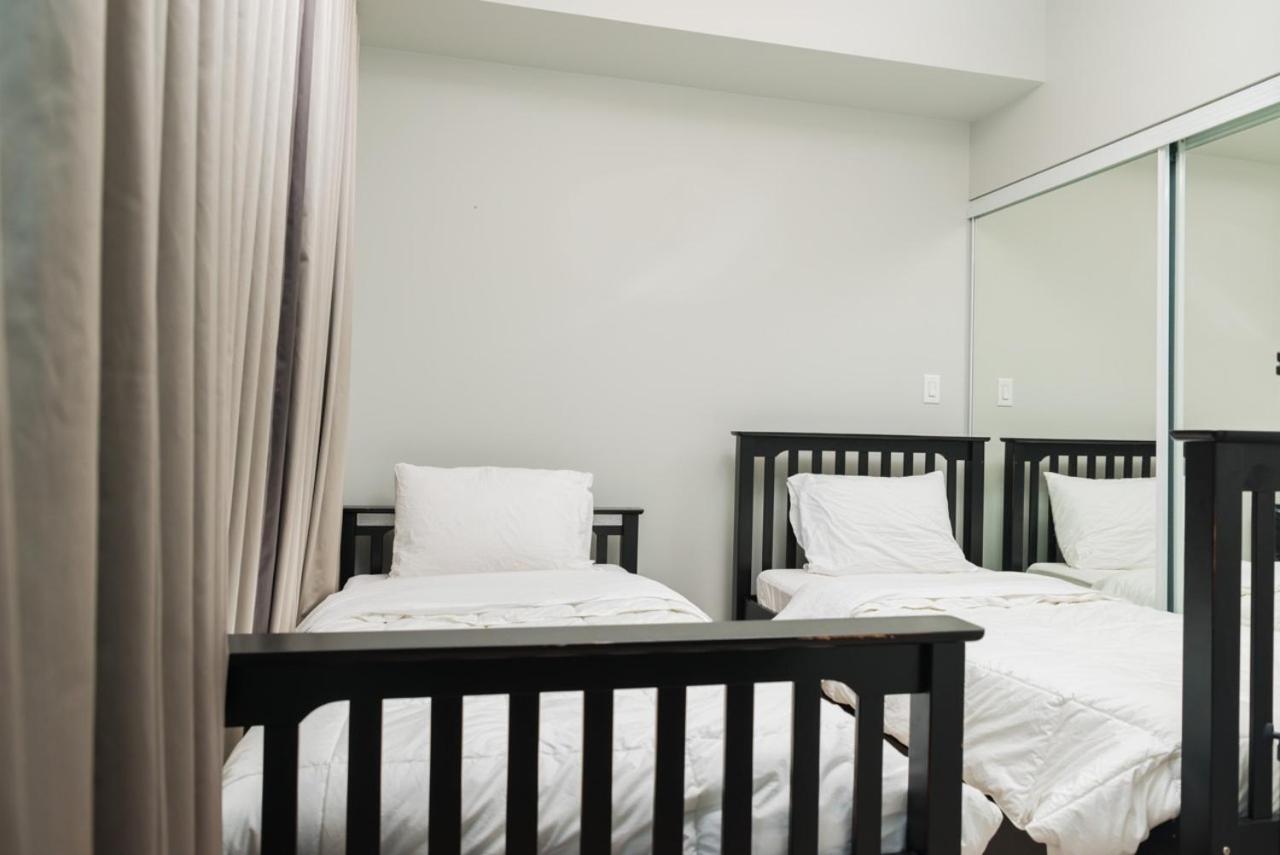 Sarkar Suites - Maple Leaf Square โตรอนโต ภายนอก รูปภาพ