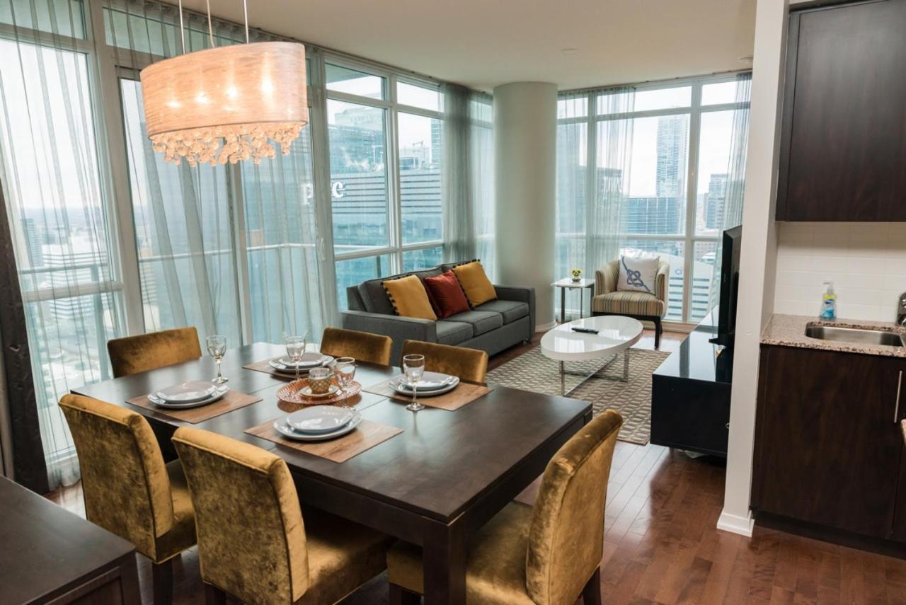 Sarkar Suites - Maple Leaf Square โตรอนโต ภายนอก รูปภาพ