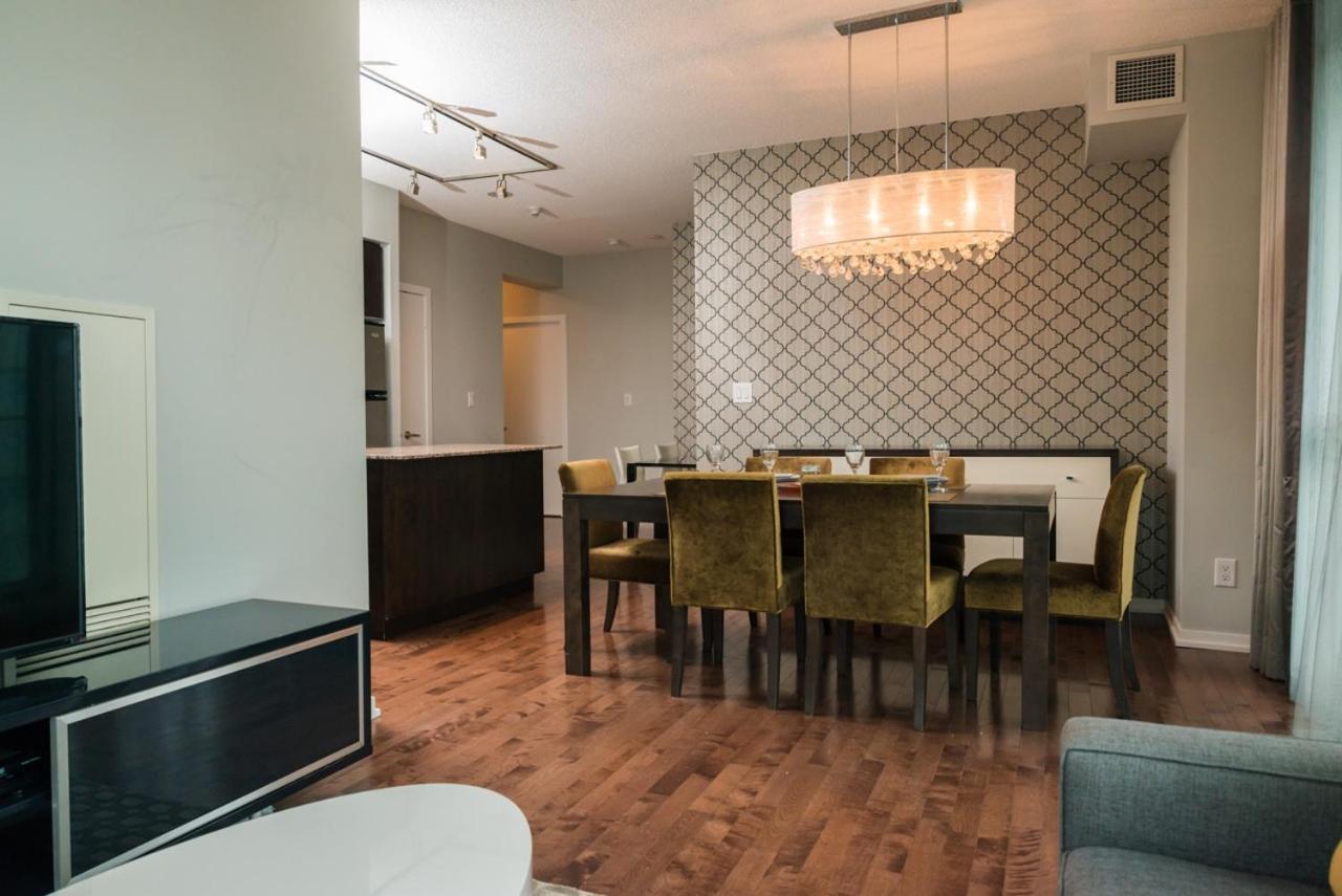 Sarkar Suites - Maple Leaf Square โตรอนโต ภายนอก รูปภาพ